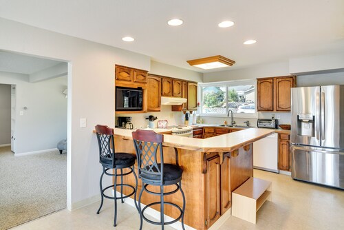 Serene Forest Grove Home w/ Deck & Stunning Views!