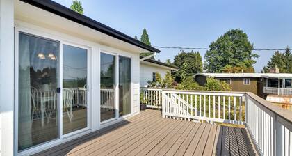 Serene Forest Grove Home w/ Deck & Stunning Views!