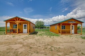 Exterior - Mountain-view Montana Rental Cabin on Alpaca Farm! (Whitehall)