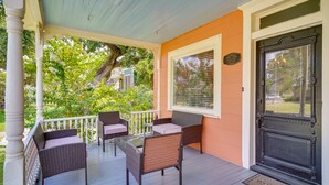 Interior - Lake Charles Vacation Rental - Walk to the Lake! (Lake Charles)