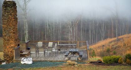 Quiet Charlottesville Hideaway in Baileys Retreat!