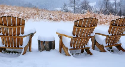 Quiet Charlottesville Hideaway in Baileys Retreat!