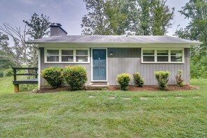 Cottage (2 Bedrooms) | Front of property