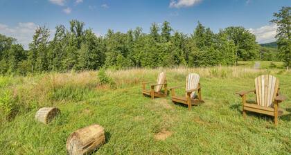 Rustic Bailey's Retreat Cabin Near Wineries!