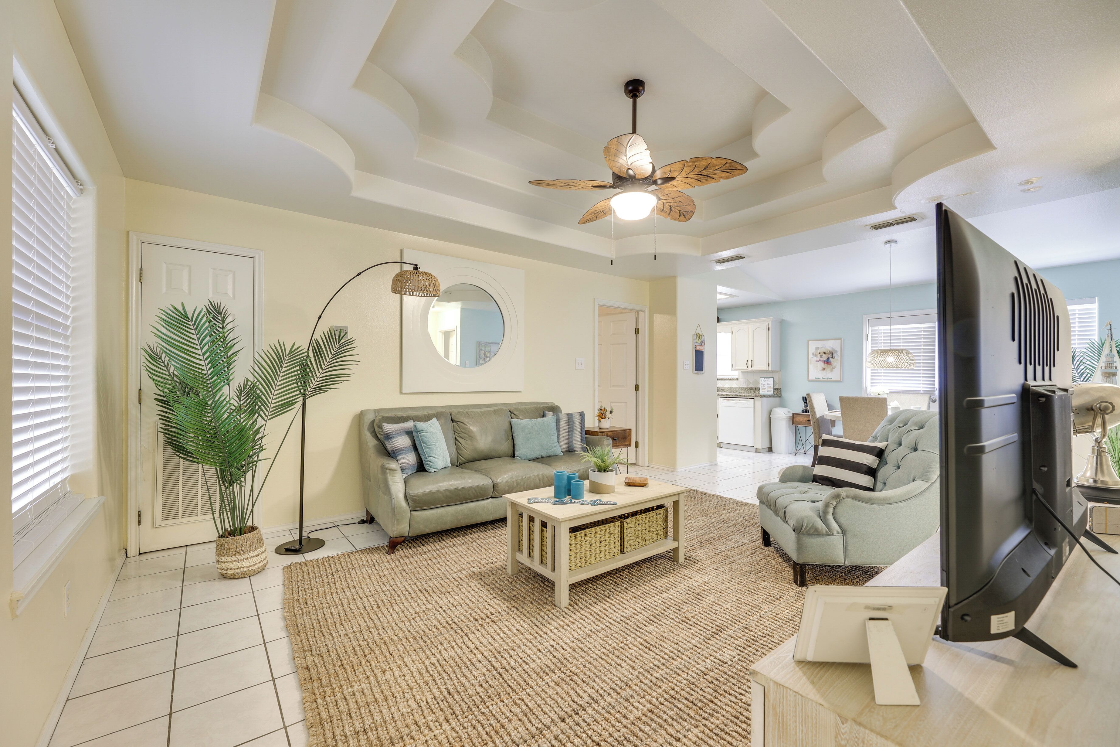 Apartment (2 Bedrooms) | Front of property