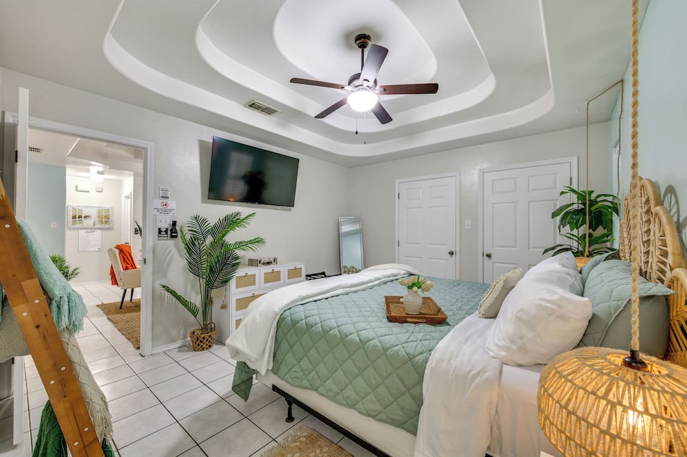 Welcoming Edinburg Apartment - Pet Friendly! - Alton, TX