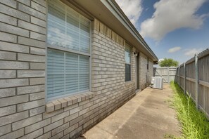 Apartment (2 Bedrooms) | Bahagian dalam