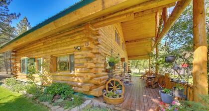 Libby Home w/ Mountain Views: Gazebo & Fire Pit!