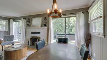 Cottage (2 Bedrooms) | Interior