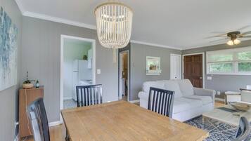 Cottage (2 Bedrooms) | Interior