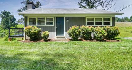 Charlottesville Cottage in Bailey's Retreat