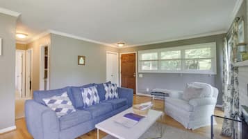 Cottage (2 Bedrooms) | Interior