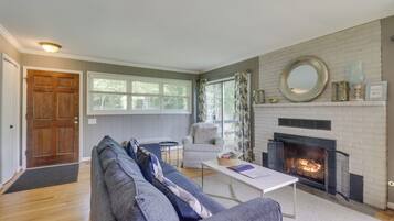 Cottage (2 Bedrooms) | Interior