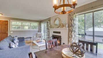 Cottage (2 Bedrooms) | Interior