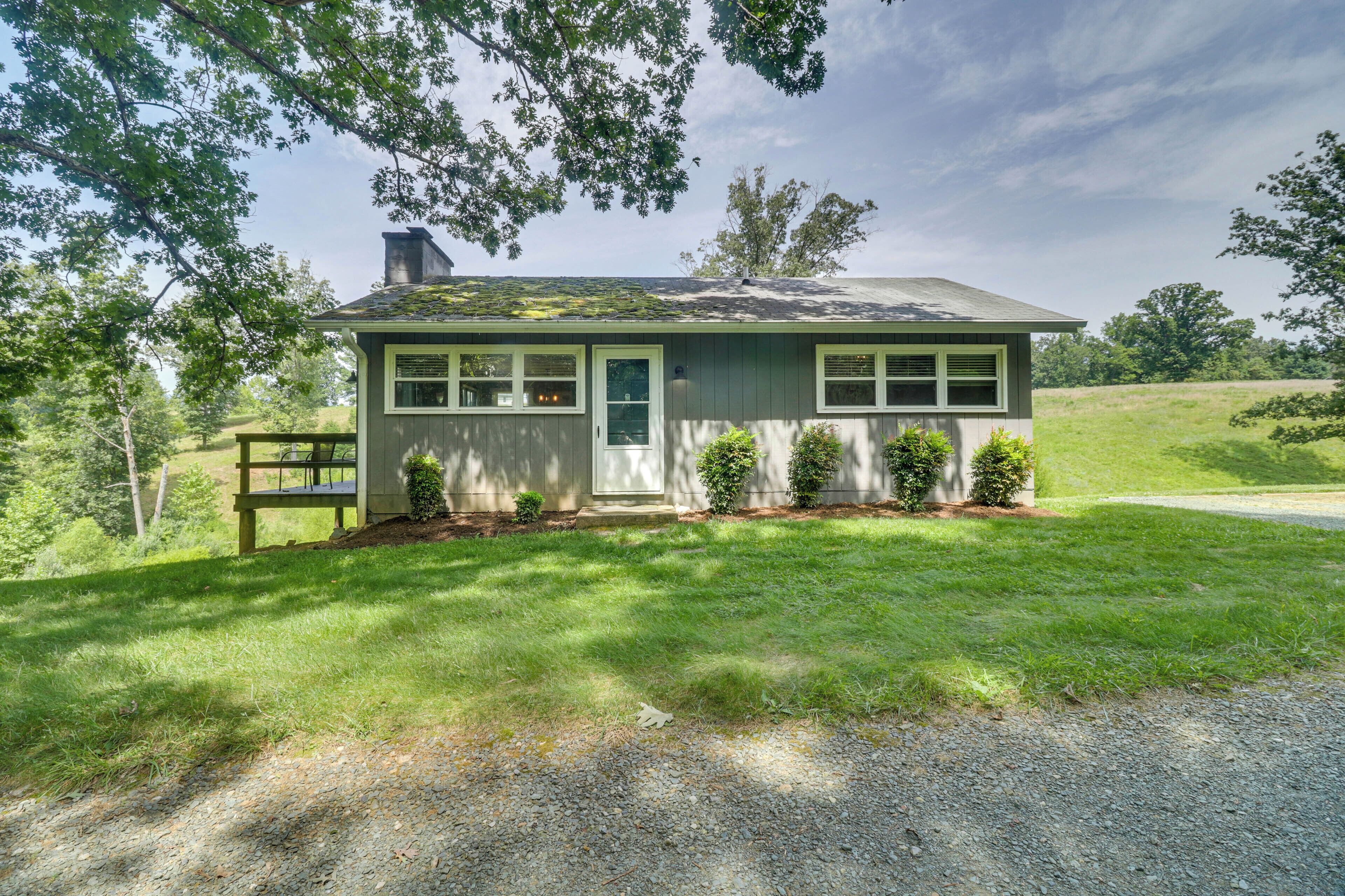 Cottage (2 Bedrooms) | Front of property