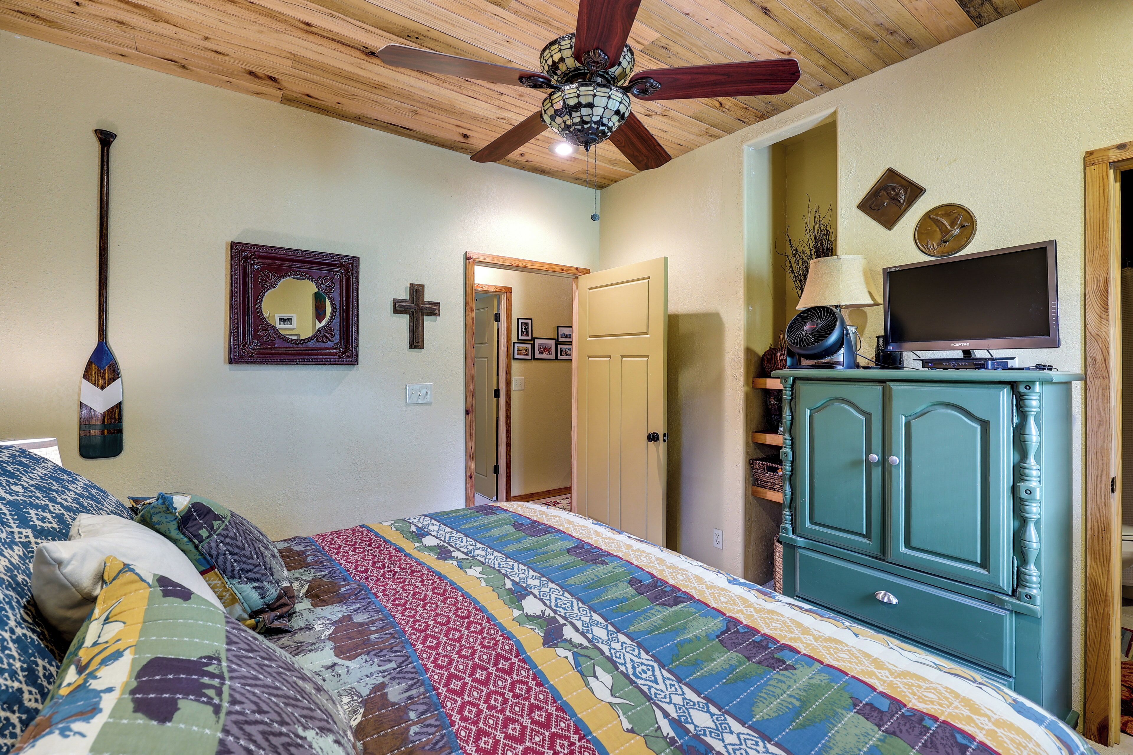 Rumah (4 Bedrooms) | Interior