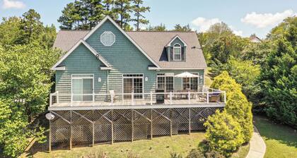 Semora Vacation Rental w/ Dock on Hyco Lake!