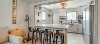 Family-friendly Leland Home w/ Patio & Grill