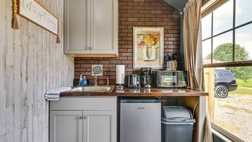 Apartment (0 Bedroom) | Bahagian dalam