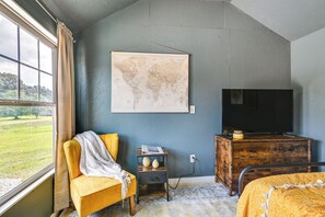 Apartment (0 Bedroom) | Interior