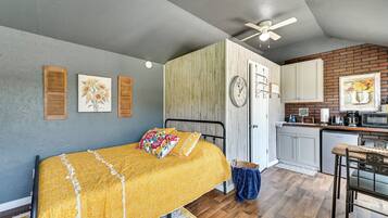 Apartment (0 Bedroom) | Depan hartanah