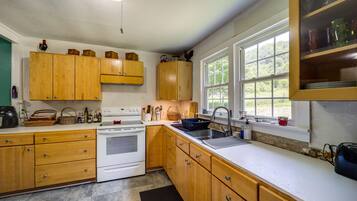 Cottage (2 Bedrooms) | Interior