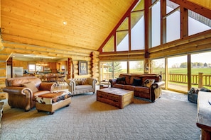 House (4 Bedrooms) | Interior - Roberts A-frame Log Cabin Near Red Lodge Mountain! (Roberts)