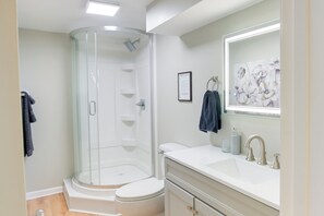 House (4 Bedrooms) | Interior - Family-friendly Blacksburg Retreat w/ Playground! (Blacksburg)