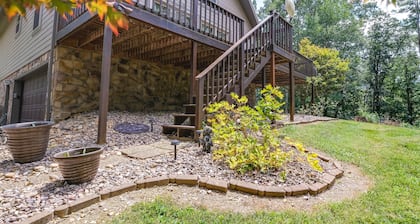 Cozy Hiwassee Vacation Rental w/ Yard