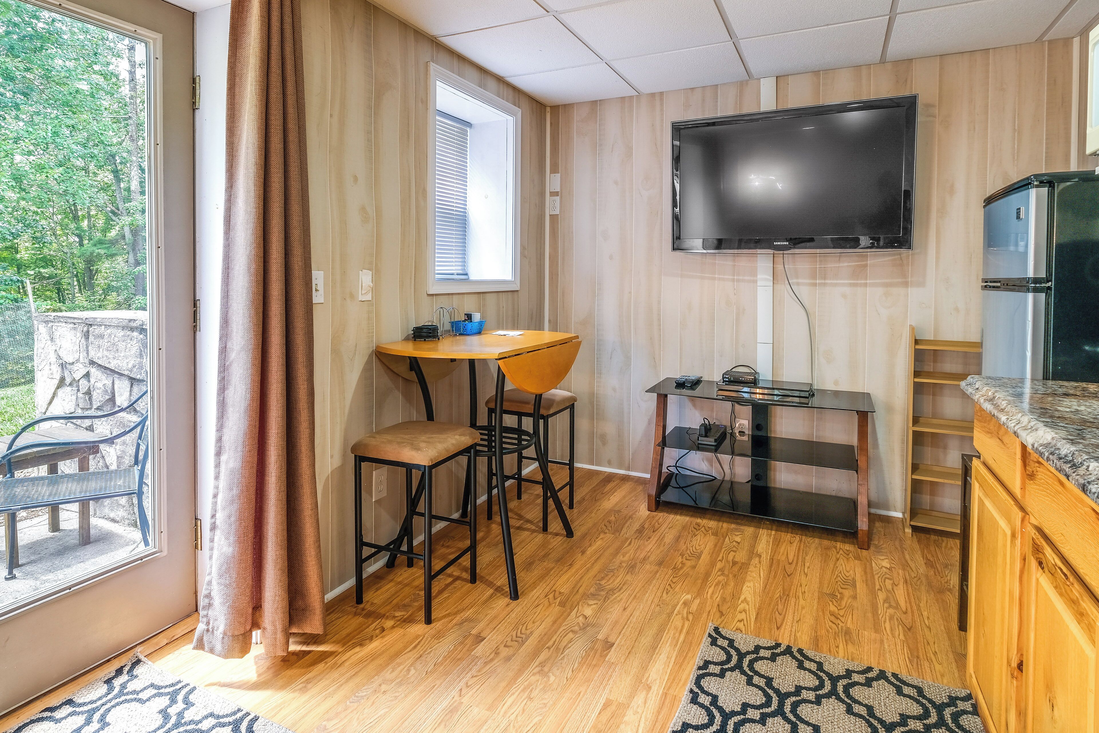 Apartment (0 Bedroom) | Interior