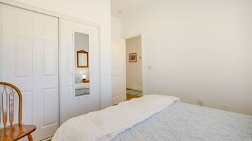 Cottage (2 Bedrooms) | Interior