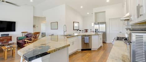 Cottage (2 Bedrooms) | Interior