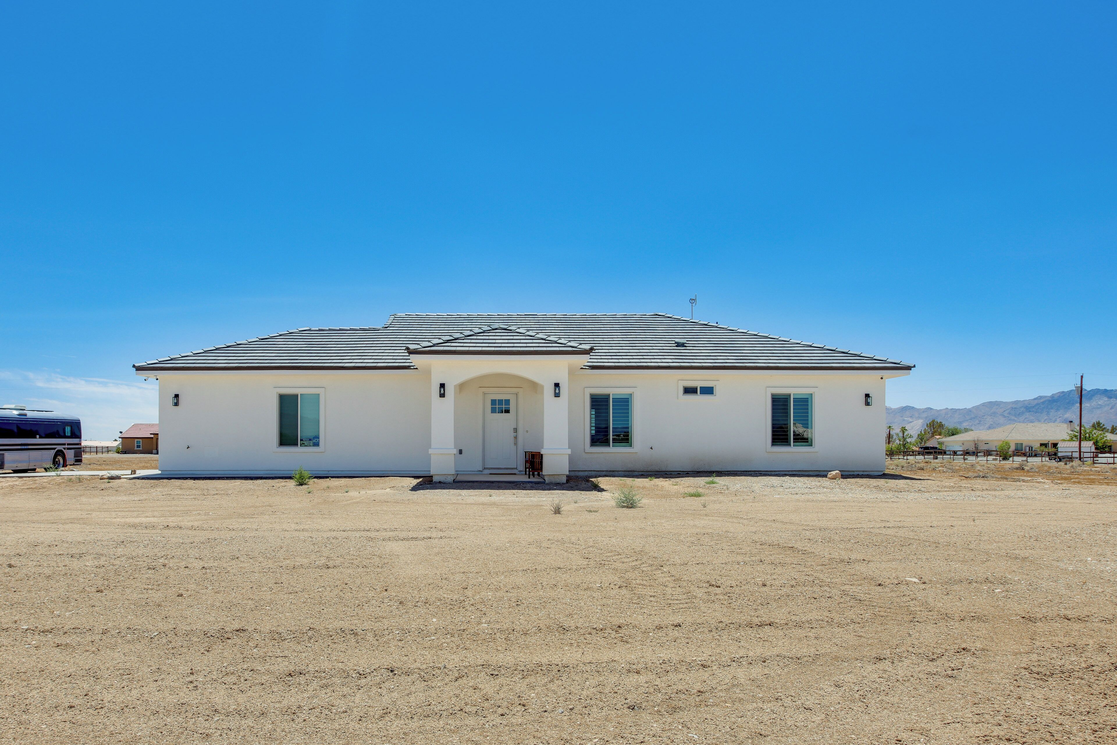 Cottage (2 Bedrooms) | Front of property