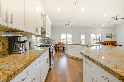 Serene Pahrump Cottage w/ Mountain Views!
