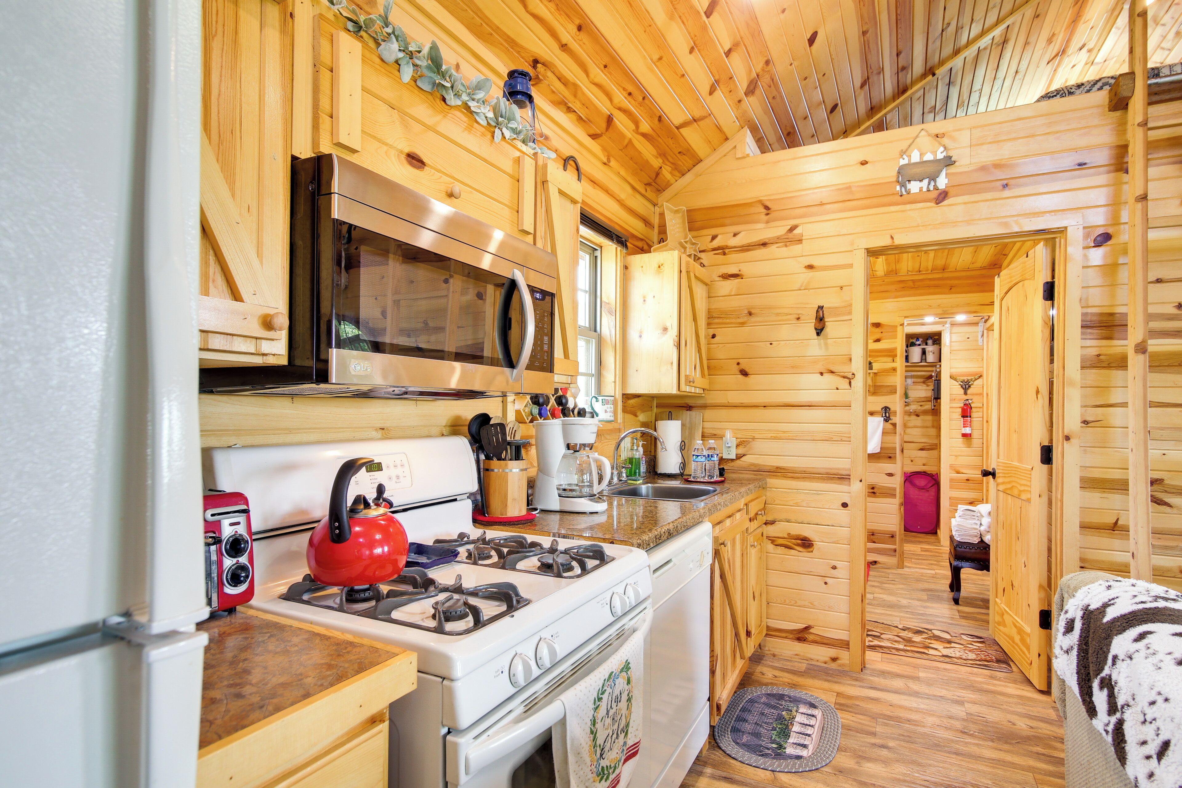 House (1 Bedroom) | Interior