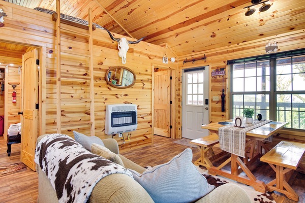 House (1 Bedroom) | Interior