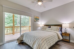 House (3 Bedrooms) | Interior - Counce Vacation Rental w/ Private Deck: Near Golf! (Counce)