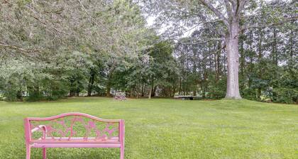 Coventry Lake Getaway w/ Yard: Near Uconn!