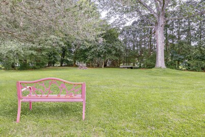 Coventry Lake Getaway w/ Yard: Near Uconn!