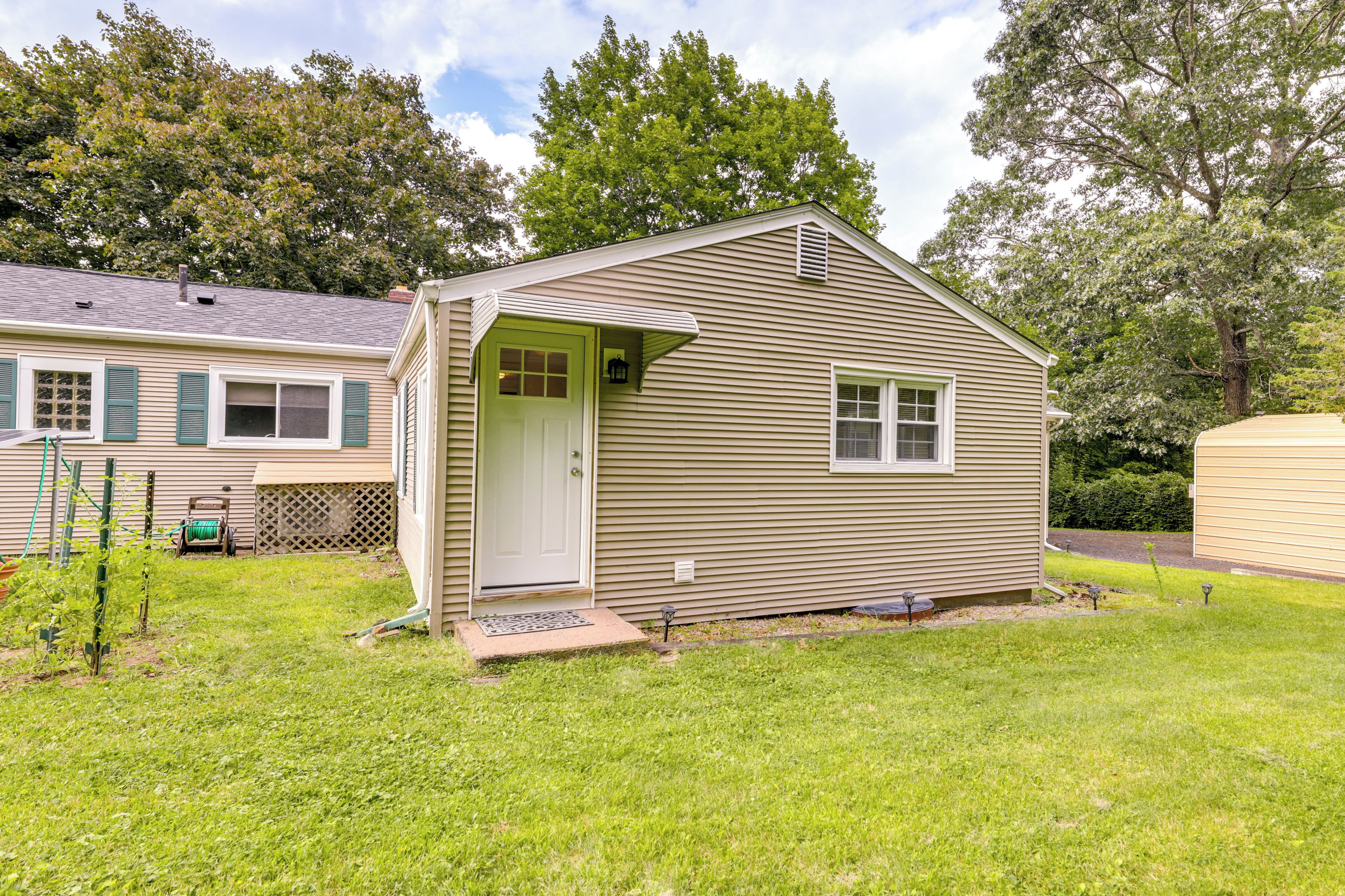 Apartment (0 Bedroom) | Interior