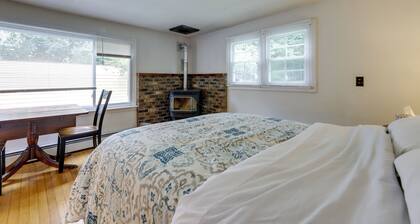 Coventry Lake Getaway w/ Yard: Near Uconn!