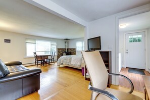 Apartment (0 Bedroom) | Interior