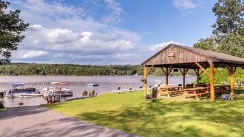 Apartment (0 Bedroom) | Interior