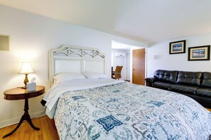 Apartment (0 Bedroom) | Interior