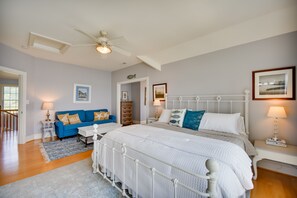 House (6 Bedrooms) | Interior