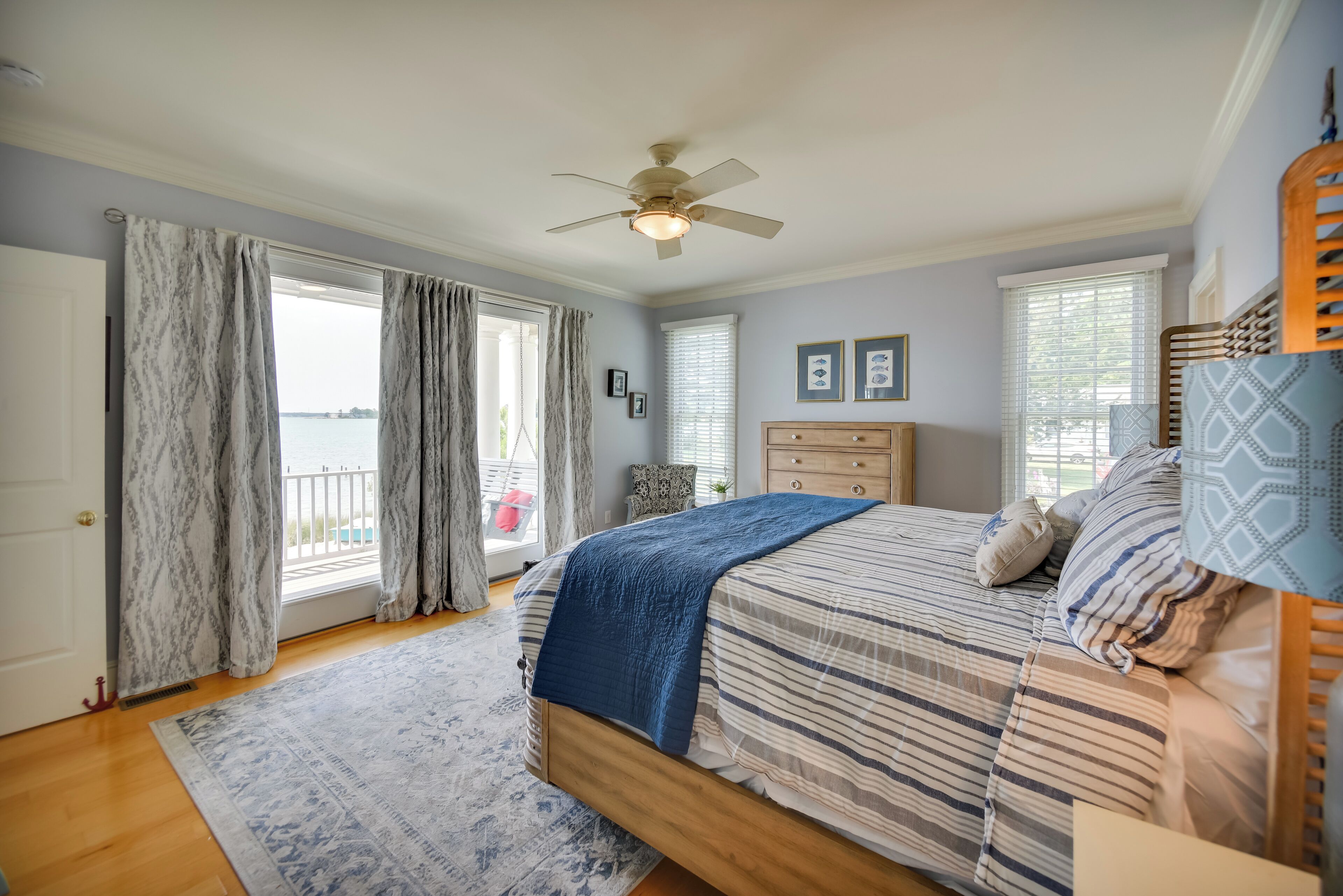 House (6 Bedrooms) | Interior