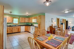 Microwave, oven, stovetop, dishwasher