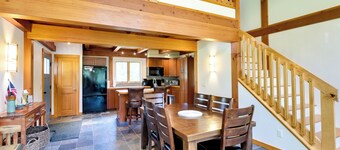Waterfront Deer Isle Retreat w/ Fire Pit!