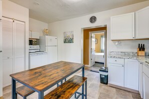 House (3 Bedrooms) | Private kitchen