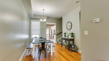 Apartment (3 Bedrooms) | Interior